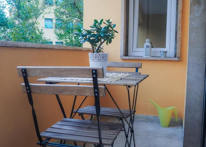 Apartment Large Well Connected To Historic Center With Metro A, Ac, Wi-fi Rome